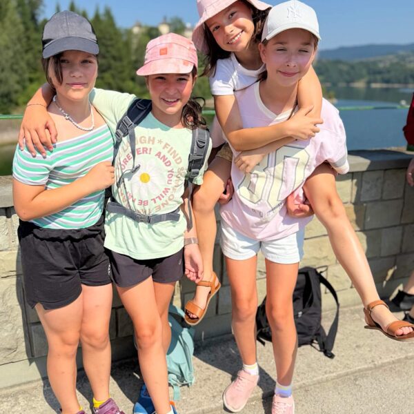 Ochotnica obóz dzieci mlodziez camps4you lato 26 34