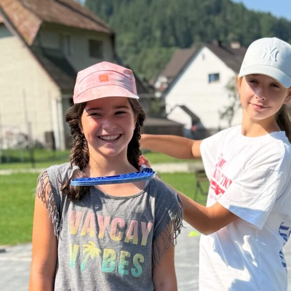 Ochotnica obóz dzieci mlodziez camps4you lato 26 44